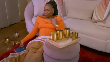 Vestido H&M Off The Shoulder usado por Brittany como se ve en Love Is Blind (T08E04)