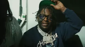 Sombrero de pana azul marino Rhude 'Eagles Souvenir' usado por Rio Da Yung Og en Rio Da Yung OG - Shake Back (Video Oficial)