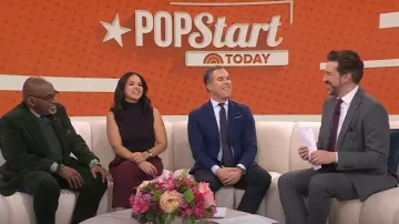 Veronica Beard Renzo Crop Pants in Dark Oxblood worn by Laura Jarrett as seen in Today on February 17, 2025