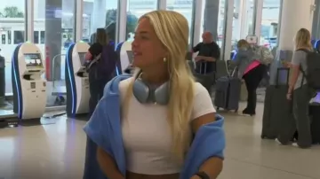 Apple AirPods Max portés par Salley Carson comme on le voit dans Southern Charm (S10E10)