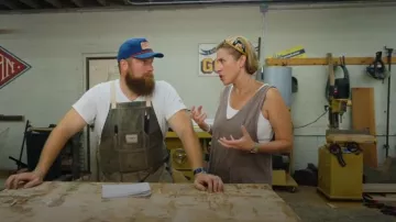 We The Free High Roller Shortall worn by Erin Napier as seen in Home Town (S09E07)