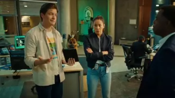 Theory A-Line Flight Jacket worn by Sarah Truong (Mayko Nguyen) as seen in Hudson & Rex (S07E06)