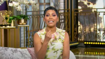 Oscar de la Renta Tiered Floral-print Silk-blend Georgette Mini Dress worn by Tamron Hall as seen in Tamron Hall Show on February 26, 2025