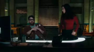 Story MFG Twinsun Cardigan worn by Harry Keshegian (Adam Goldberg) as seen in The Equalizer (S05E09)
