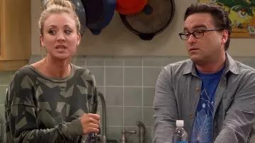 Lotus cosmic Galaxy Figure T-Shirt Leonard Hofstadter (Johnny Galecki) in The Big Bang Theory (S10E05)