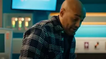 Wax London Knit Overshirt worn by David Mason (Richard Chevolleau) as seen in Hudson & Rex (S07E07)