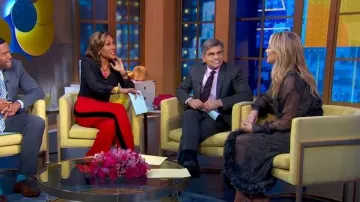 Jupe midi froncée imprimée Etro portée par Kate Hudson vue dans Good Morning America le 25 février 2025