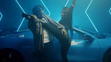 Pantalones de chándal Casablanca Navy Monogram Jacquard usados por Finesse2tymes en Finesse2Tymes - Crucifix [Video Musical Oficial]