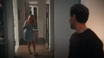 Zapatillas Ugg Tasman usadas por Isla Gordon (Kate Hudson) como se ve en Running Point (S01E03)