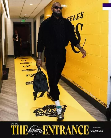 Louis Vuitton Black Damier Flocked Trackpants worn by LeBron James on the Instagram account @lakers