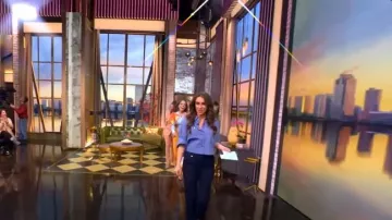 Veronica Beard Renzo Straight Crop Pants worn by Alyssa Farah as seen in The View on  February 28, 2025