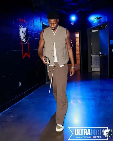 Maison Margiela Beige Textured Raw-Edge Cargo Vest worn by Jaren Jackson Jr. on the Instagram account @memgrizz