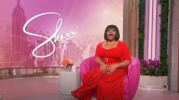 Sergio Hudson Signature Buckle Leather Belt worn by Sherri Shepherd as seen in Sherri on March 3, 2025