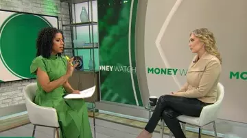 Ann Taylor Veste de moto asymétrique en laine mélangée zippée portée par Kelly O’Grady comme on le voit dans CBS Mornings le 3 mars 2025