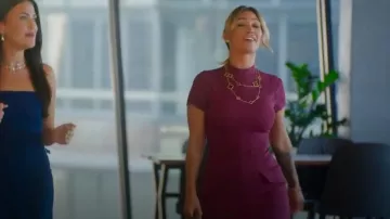 Van Cleef & Arpels Magic Alhambra 16P Necklace 18KYG Carnelian Tiger's Eye worn by Giselle Meneses as seen in Selling the City (S01E02)