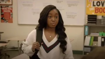 Champion Brand X Danielle Guizio Pullover Sweater worn by Amina Simms (Alexis Chikaeze) as seen in All American (S07E05)