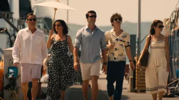 Robe Rachel Comey Daje portée par Victoria Ratliff (Parker Posey) telle qu’on la voit dans The White Lotus (S03E04)