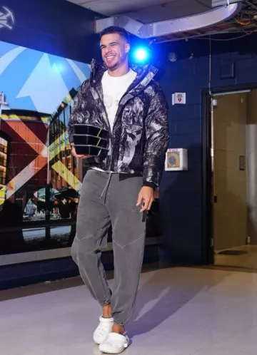 Puma KidDoudoune Super Black Abstract Print portée par Michael Porter Jr. sur le compte Instagram @nuggets