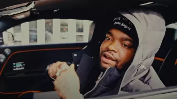 Palm Angels Black 'Bear In Mind' Beanie worn by BossMan Dlow in BossMan Dlow - Sum Out Of Nun (Official Music Video)