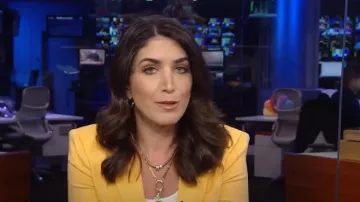 Cinq a Sept Khloe Ruched Sleeve Blazer worn by Liz Kreutz as seen in Today on March 11, 2025