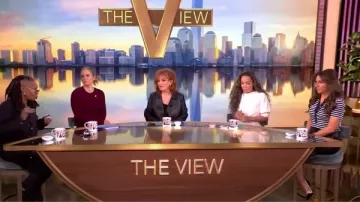 Manolo Blahnik Fabio Mixed Leather Stiletto Pumps worn by Alyssa Farah as seen in The View on  March 12, 2025