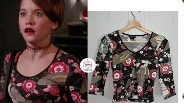My Michelle Women's Black and Red printed 3/4 sleeve top used by Jenny Gordon (Karis Paige Bryant) in Charmed (S02E04)