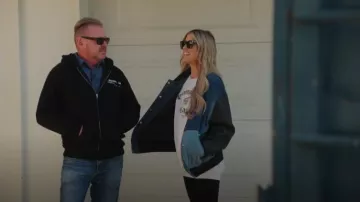 The Laundry Room LA Champagne Gang NY Jersey usado por Christina El Moussa como se ve en Christina on the Coast (T06E10)