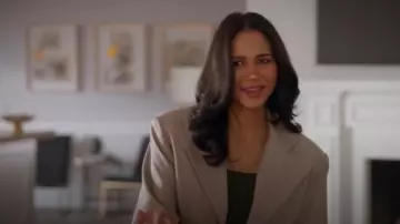 Maniere Devoir Tailored Blazer worn by Layla Keating (Greta Onieogou) as seen in All American (S07E07)