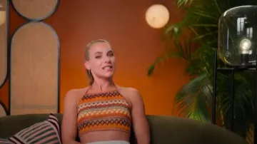 Top de cuello halter Shein Geo usado por Tayler Byrd como se ve en La isla de las tentaciones (S06E02)