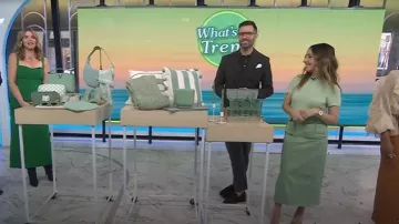 Camiseta de punto fino de H&M en luz usada por Lilliana Vázquez como se ve en Today with Jenna & Friends el 17 de marzo de 2025