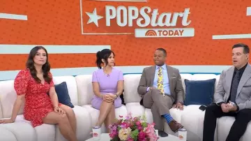 Robe Parker Krislyn portée par Angie Lassman comme on le voit dans Today le 18 mars 2025