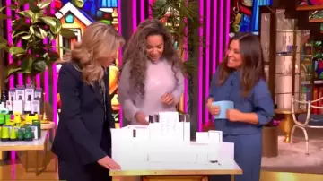Zara Wide Leg Pants with Thin Belt worn by Gretta Monahan as seen in The View on March 17, 2025