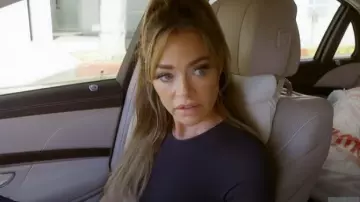 Skims Cotton Jersey T-Shirt worn by Denise Richards as seen in Denise Richards and Her Wild Things (S01E05)