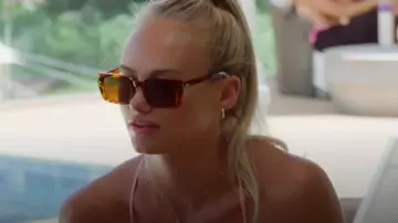 Lunettes de soleil Fashion Nova Let Me Be Me portées par Ashley Moore comme on le voit dans Temptation Island (S06E06)