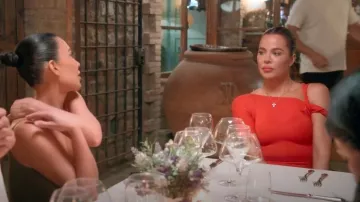 Mini robe Khy Sueded Stretch Twist portée par Khloé Kardashian comme on le voit dans The Kardashians (S06E07)