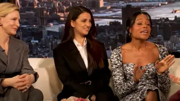 Petite ceinture western Celine portée par Marisa Abela vue dans The Drew Barrymore Show le 17 mars 2025