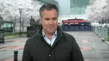 Cole Haan Diamond-Quilted Barn Jacket worn by  Peter Alexander as seen in Today on March 24, 2025