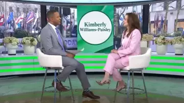 Etro Paisley Jacquard Ankle Straight Leg Pants worn by Kimberly Williams-Paisley as seen in Today on March 24, 2025