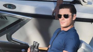 The glasses aviator Matt Brody (Zac Efron) in Baywatch