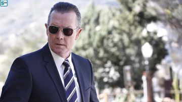 Sunglasses aviator Original Pilot of Cabe Gallo in Scorpion