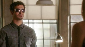 Sunglasses aviator of Walter O Brien in Scorpion