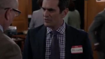 Camisa de Phil Dunphy en Modern Family S08 E06