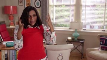 the dress Mindy Lahiri (Mindy Kaling) in The Mindy project