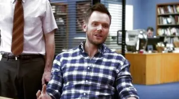 La chemise à carreaux Michael Bastian de Jeff Winger (Joel McHale) dans Community S05E12