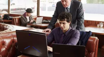 Samsung notebook Serie 9 Walter (Elyes Gabel) in Scorpio