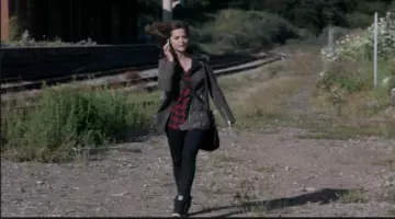 les baskets montantes sneakers de Clara Oswald (Jenna Coleman) dans Doctor Who