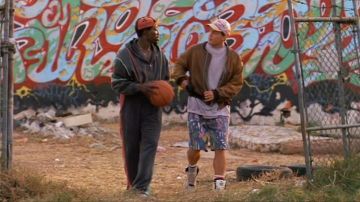 The Nike Air Command Force Billy Hoyle (Woody Harrelson) in white do not know how to jump