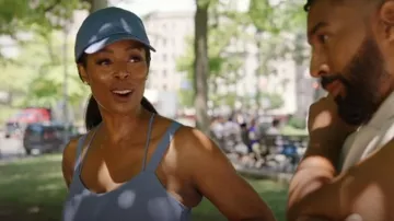 Chapeau de baseball classique Lululemon porté par Marley (Tasha Smith) comme on le voit dans Survival of the Thickest (S02E04)