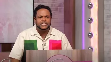 Mifland Phoebe’s Camp porté par Jawn Murray comme on le voit à Sherri le 1er avril 2025