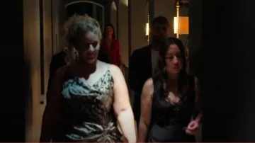 Vestido de Provenza de la Reforma usado por Se Young Metzroth como se ve en Million Dollar Secret (S01E02)